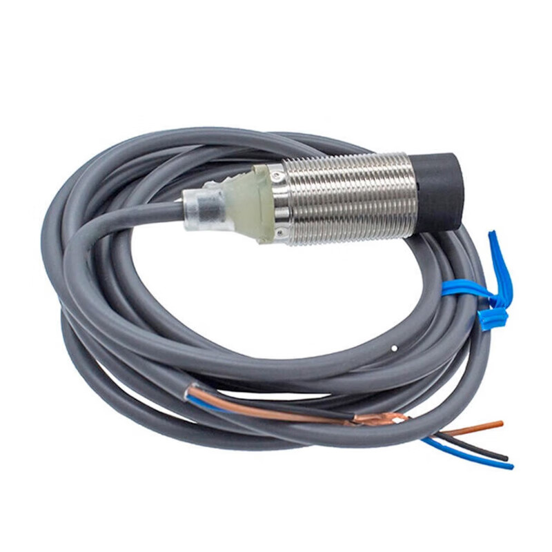 E2B-M30LN30-M1-B1 OMS 欧姆龙 接近传感器